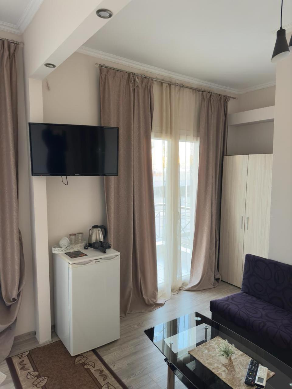 Damias Rental Rooms Thessaloniki Exterior foto